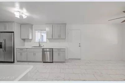 2048 W Claremont Street, Phoenix, AZ 85015 - Photo 11