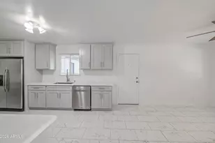 2048 W Claremont St, Phoenix, AZ 85015 - Photo 11