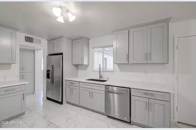 2048 W Claremont Street, Phoenix, AZ 85015 - Photo 17