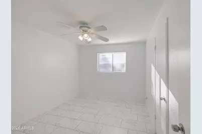 2048 W Claremont Street, Phoenix, AZ 85015 - Photo 25