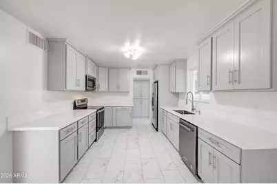 2048 W Claremont Street, Phoenix, AZ 85015 - Photo 15