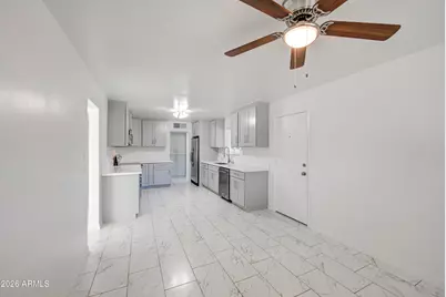 2048 W Claremont Street, Phoenix, AZ 85015 - Photo 13