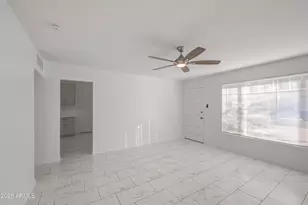 2048 W Claremont St, Phoenix, AZ 85015 - Photo 9