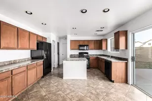 706 W Spruell Ave, Coolidge, AZ 85128 - Photo 9