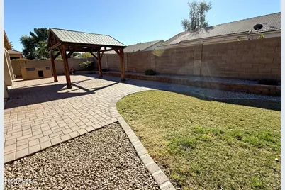 235 E Smoke Tree Road, Gilbert, AZ 85296 - Photo 27