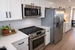 271 N Apache Dr, Chandler, AZ 85224 - Photo 3