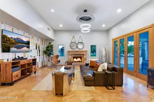 9071 N 53rd Pl, Paradise Valley, AZ 85253 - Photo 11