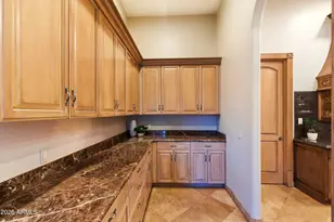 9071 N 53rd Pl, Paradise Valley, AZ 85253 - Photo 9