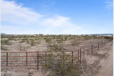 Xx1 N 211th Avenue #-, Wittmann, AZ 85361 - Photo 7