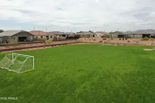 2667 N 195th Dr, Buckeye, AZ 85396 - Photo 57