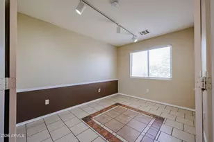 13709 W Ocotillo Ln, Surprise, AZ 85374 - Photo 19