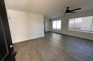 8602 N 56th Dr, Glendale, AZ 85302 - Photo 15