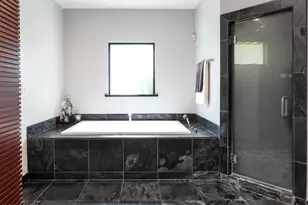 9829 N 49th Pl, Paradise Valley, AZ 85253 - Photo 27