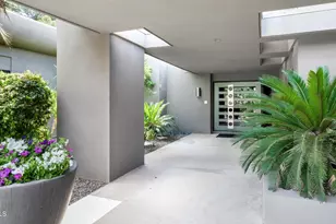 9829 N 49th Pl, Paradise Valley, AZ 85253 - Photo 3