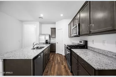 24558 W St Catherine Avenue, Buckeye, AZ 85326 - Photo 9