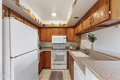 540 N May Street #2145, Mesa, AZ 85201 - Photo 5