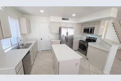 2108 E Appaloosa Road, Gilbert, AZ 85296 - Photo 11