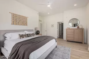 3929 E Carter Dr, Phoenix, AZ 85042 - Photo 17