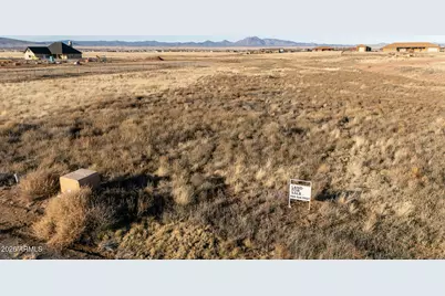 11144 N Rowdy Bunch Pass Pass #14, Prescott Valley, AZ 86315 - Photo 37