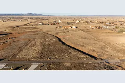 11144 N Rowdy Bunch Pass Pass #14, Prescott Valley, AZ 86315 - Photo 5