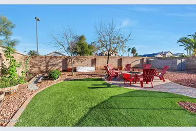 1612 E Laurel Avenue, Gilbert, AZ 85234 - Photo 11