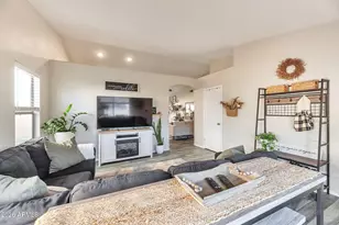 1612 E Laurel Ave, Gilbert, AZ 85234 - Photo 7