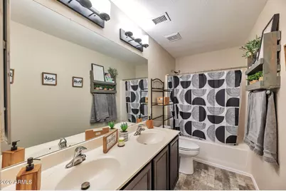 1612 E Laurel Avenue, Gilbert, AZ 85234 - Photo 21