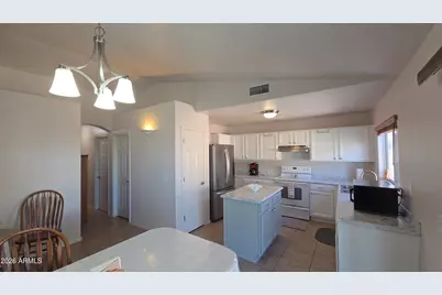 8146 W Pineveta Drive, Arizona City, AZ 85123 - Photo 33