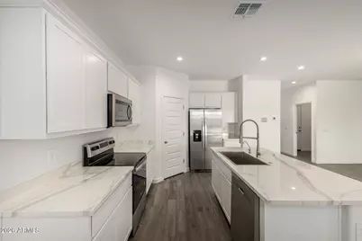 10062 S Lillian Drive, Apache Junction, AZ 85120 - Photo 17