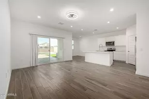 10062 S Lillian Dr, Apache Junction, AZ 85120 - Photo 7