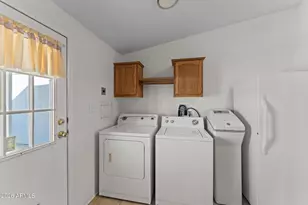 21150 W Obsidian Dr, Congress, AZ 85332 - Photo 17