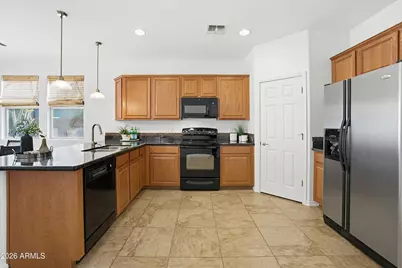 7239 N 89th Drive, Glendale, AZ 85305 - Photo 11