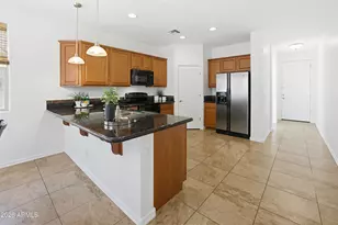 7239 N 89th Dr, Glendale, AZ 85305 - Photo 13