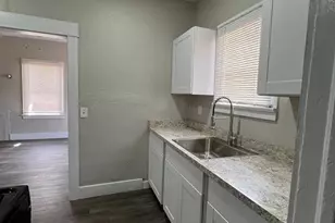 2032 W Adams St, Phoenix, AZ 85009 - Photo 17