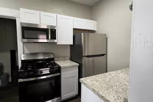 2032 W Adams St, Phoenix, AZ 85009 - Photo 11