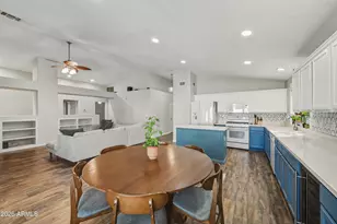 824 W Cooley Dr, Gilbert, AZ 85233 - Photo 9