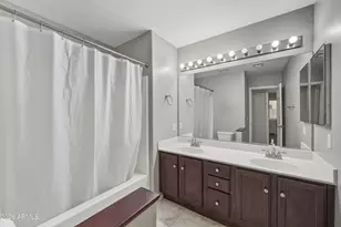 824 W Cooley Dr, Gilbert, AZ 85233 - Photo 21