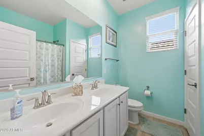 18820 W Shangri La Road, Surprise, AZ 85388 - Photo 9