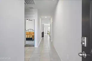 18563 W Desert Holw Dr, Wittmann, AZ 85361 - Photo 5