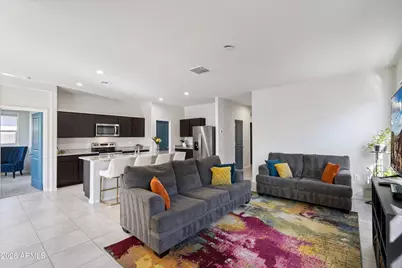 18563 W Desert Hollow Drive, Wittmann, AZ 85361 - Photo 9