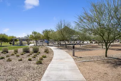 18563 W Desert Hollow Drive, Wittmann, AZ 85361 - Photo 31