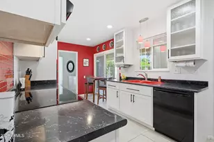 10037 W Mountain View Rd, Sun City, AZ 85351 - Photo 19