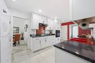 10037 W Mountain View Rd, Sun City, AZ 85351 - Photo 3