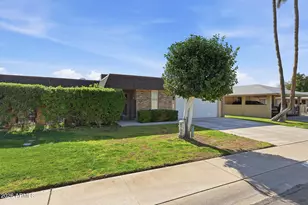 10037 W Mountain View Rd, Sun City, AZ 85351 - Photo 7