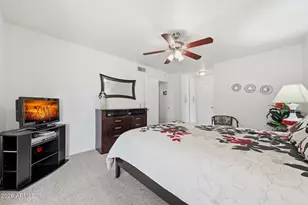 10037 W Mountain View Rd, Sun City, AZ 85351 - Photo 27