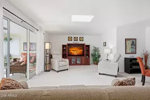 10037 W Mountain View Rd, Sun City, AZ 85351 - Photo 13