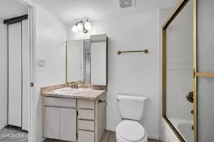 7930 E Camelback Rd, Scottsdale, AZ 85251 - Photo 19