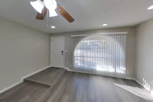 5328 W Seldon Ln, Glendale, AZ 85302 - Photo 3