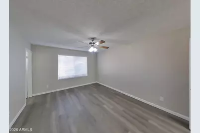 5328 W Seldon Lane, Glendale, AZ 85302 - Photo 9