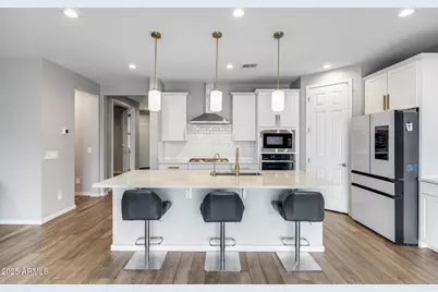 17635 W Red Fox Road W, Surprise, AZ 85387 - Photo 17